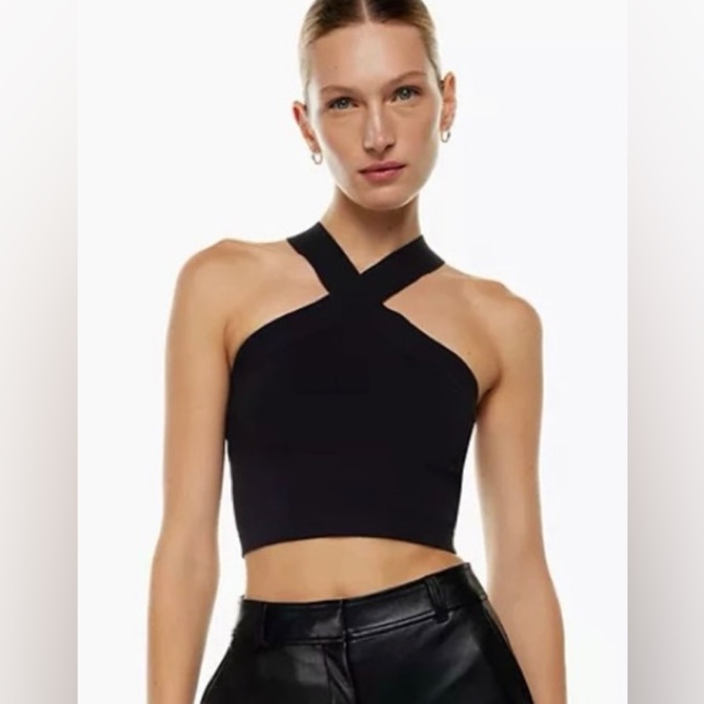 Babaton Sculpt Knit Criss Cross Crop Top